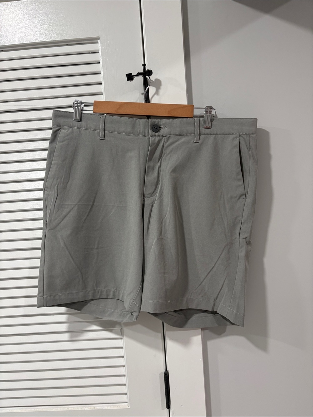 Tommy Bahama Light Gray Flat Front Men's Shorts